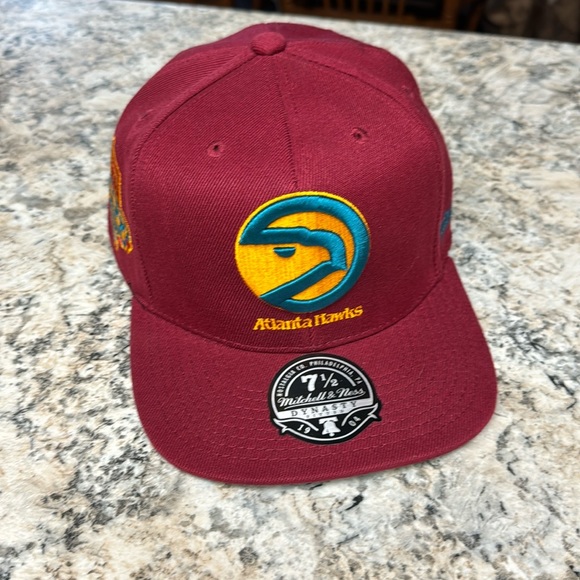 Atlanta Hawks fitted Flat Bill Mitchell & Ness - Picture 1 of 5